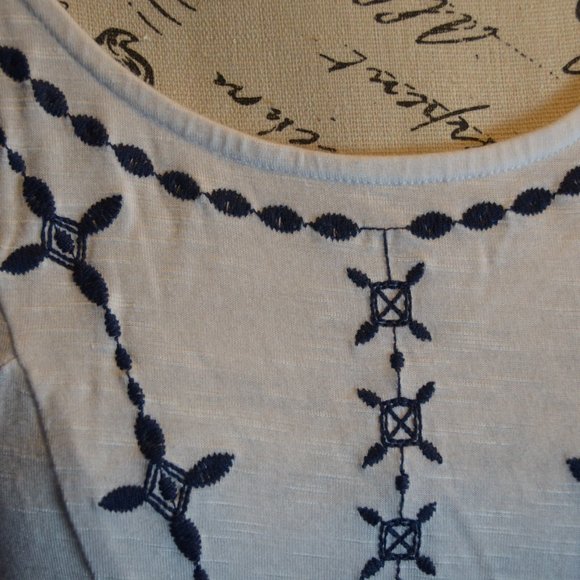 Tank Top - Picture 3 of 6